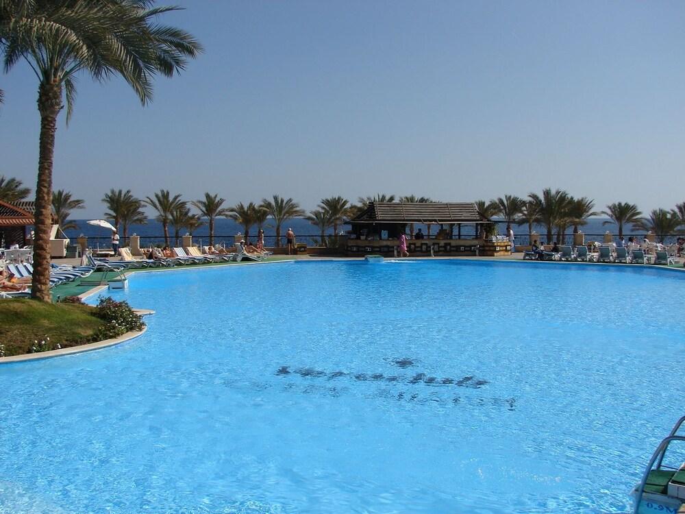 Queen Sharm Aqua Park Hotel Exterior photo